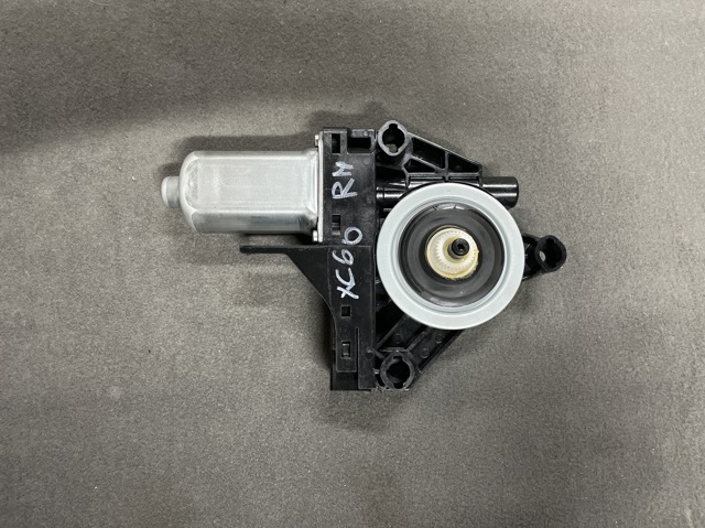 Мотор склопідйомника дверей передніх, правих 966269103 VOLVO