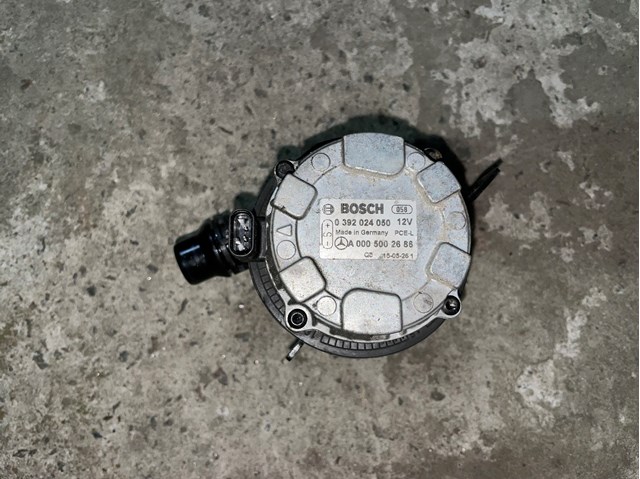 Насос охолодження інвертора A0005002686 MERCEDES