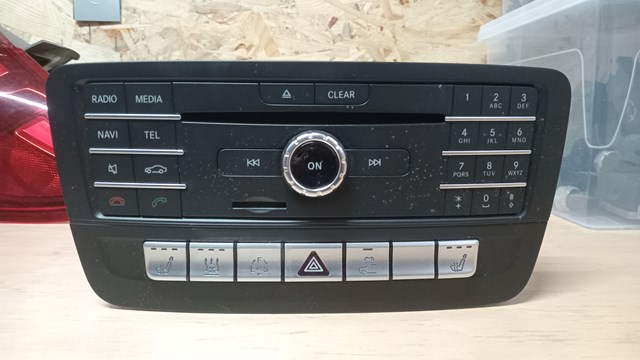 Блок кнопок центральної консолі A2469005413 MERCEDES