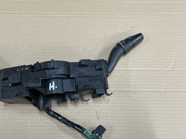 Перемикач підрульовий, правий M22670 HONDA
