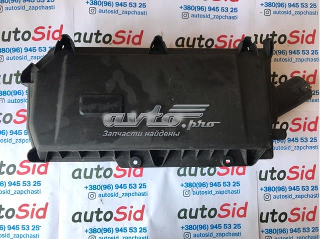 Корпус повітряного фільтра 036129611AA VAG