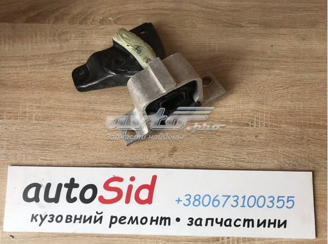 Права подушка мотора 30601 ASAM