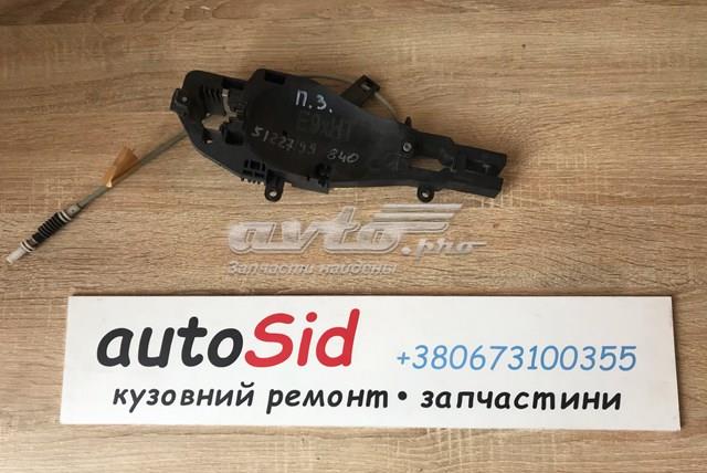 Тримач зовнішньої ручки дверей, передньої правої 51227199840 BMW
