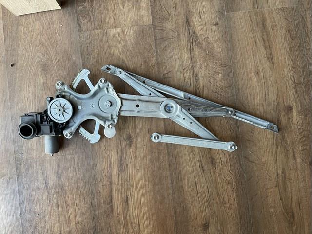 Склопідйомник задніх лівих дверей 6980278010 TOYOTA