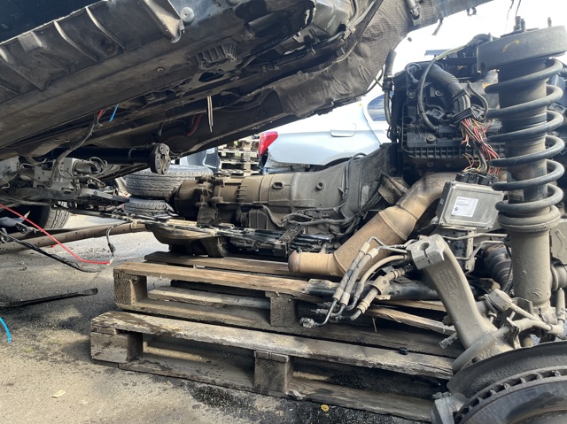 Кріплення коробки передач 22326854187 BMW