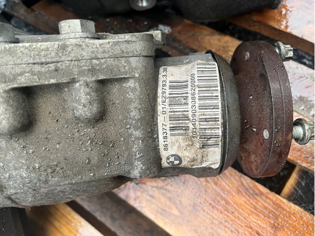 Редуктор колісний моста переднього 31507578153 BMW