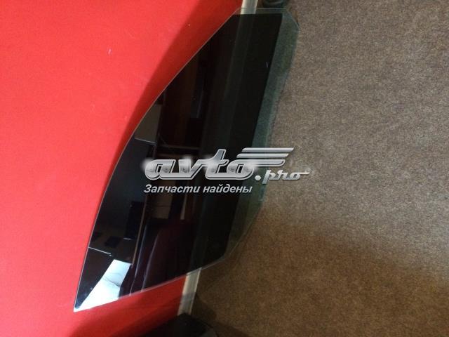 Скло передньої правої двері 51337110634 BMW