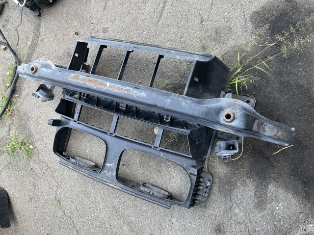 Повітроводи системи охолодження двигуна 51647177878 BMW