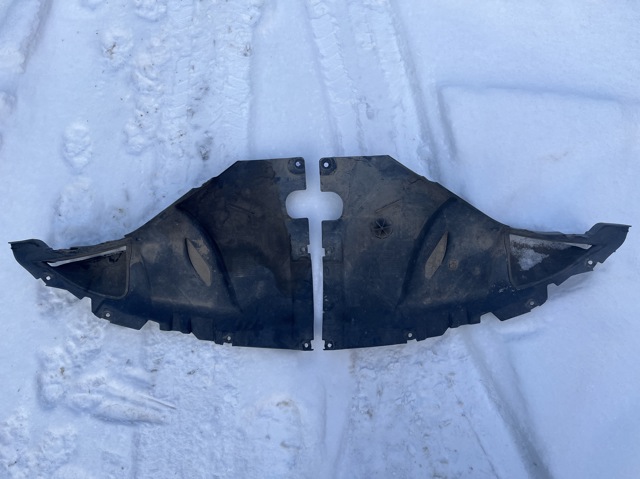 Захист бампера переднього, лівий 51757453927 BMW