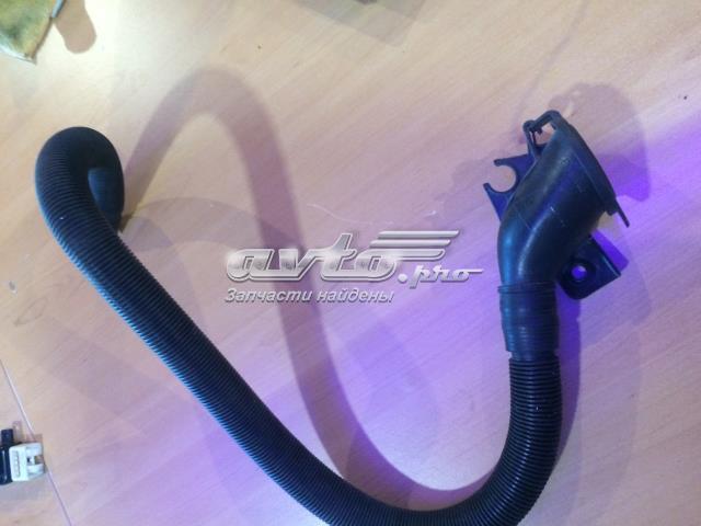 Горловина бачка омивача 61667144396 BMW