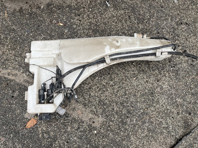 Бачок омивайки 61677161477 BMW