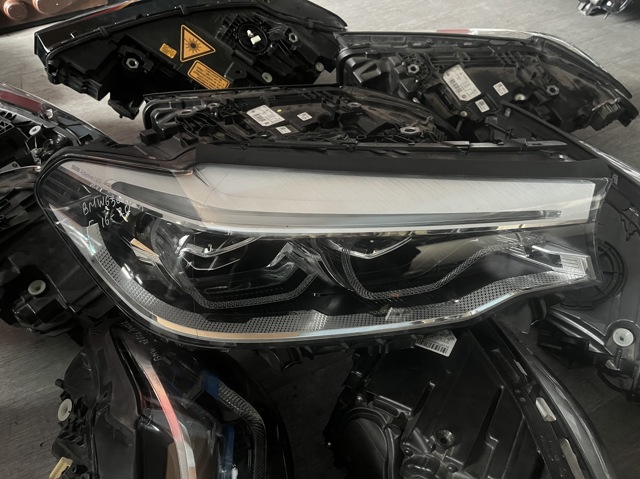 Фара комбінована, передня 63117214962 BMW