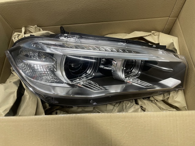 Фара основна права 63117317110 BMW