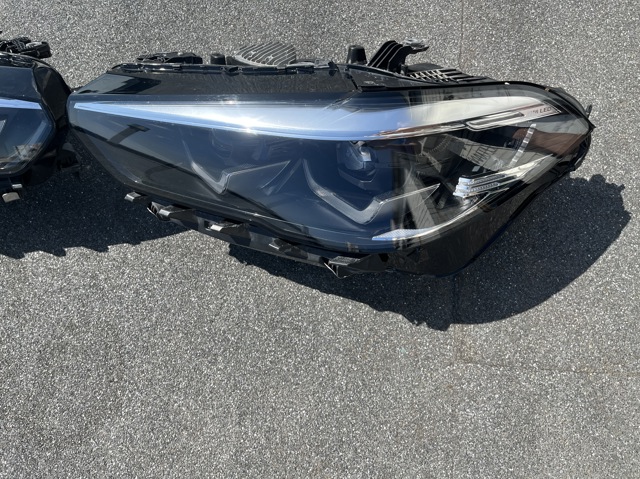 Фара основна права 63117933338 BMW
