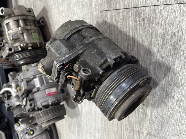 Компресор кондиціонера 64529121762 BMW