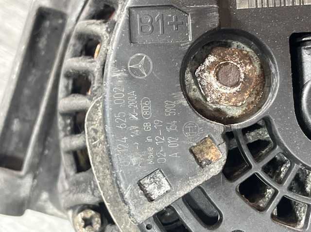 Генератор автомобільний A0121545902 MERCEDES