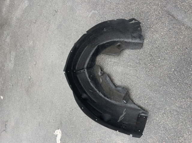 Підкрилок задній лівий 51717394817 BMW