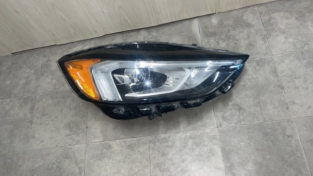 Фара передня права KT4B13W029BF FORD