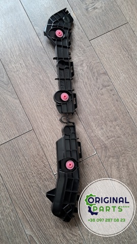 Направляюча заднього бампера, права 5215548060 TOYOTA