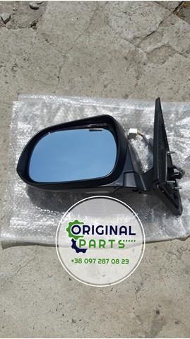 Дзеркало ліве 8794048561 TOYOTA