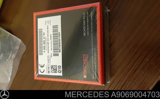 Блок керування навігацією A9069004703 MERCEDES
