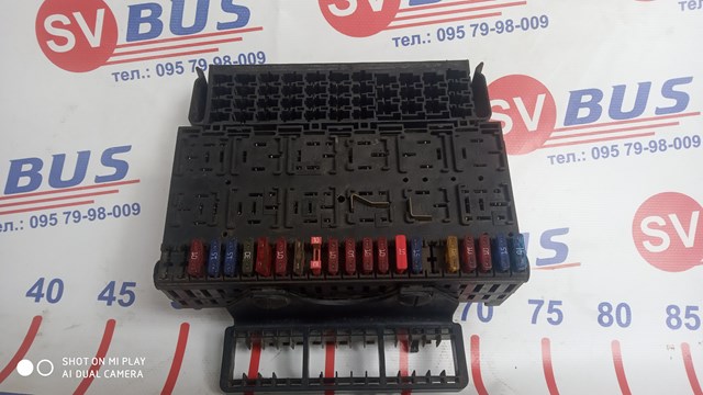 Коробка запобіжників 357937039 VAG