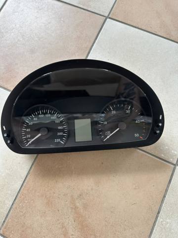 Щиток приладів A6399001301 MERCEDES
