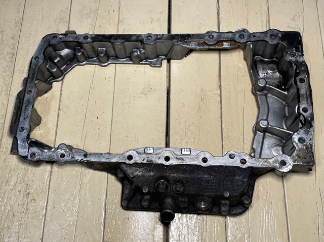 Піддон масляний картера двигуна, верхня частина 0301Q5 PEUGEOT