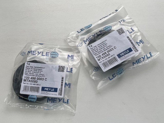 Сальник піввісі 1004980003C MEYLE