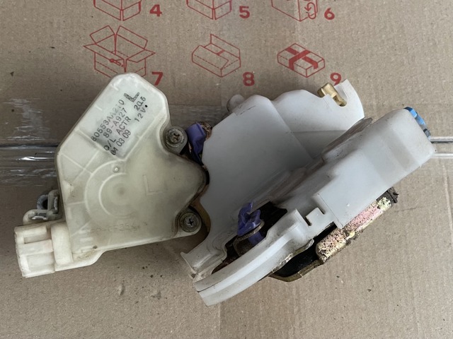 Замок дверей водія 80503AA260 NISSAN