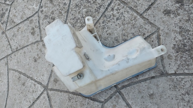 Бачок омивайки 61678252738 BMW