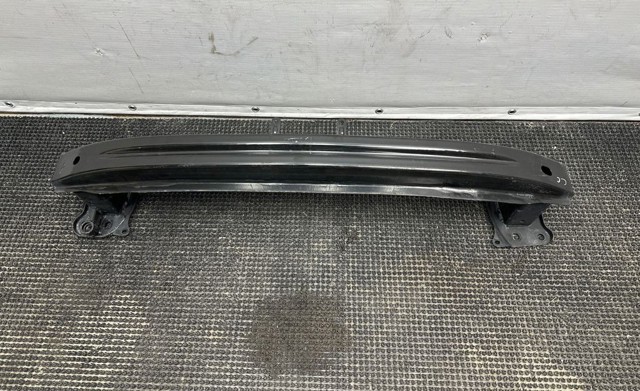 Швелер переднього бампера 3C8807109C VAG