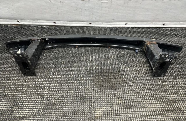 Підсилювач бампера переднього 51117146645 BMW