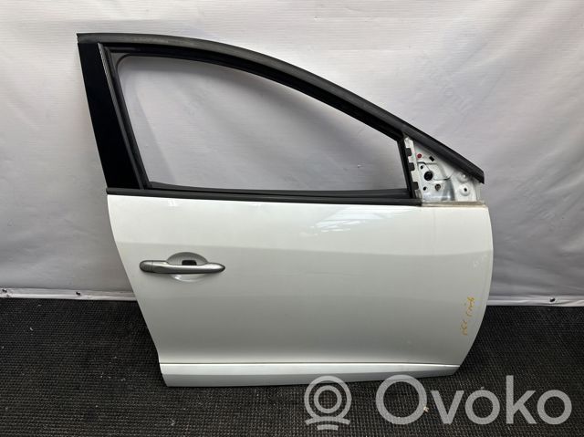 Дверка передня права 801006560R RENAULT