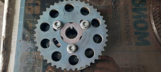 Шестерня розподільного валу 03L109111 VAG