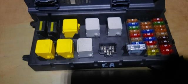 Монтажний блок 2E0937615B VAG