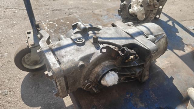 Редуктор заднього моста 4111052010 TOYOTA