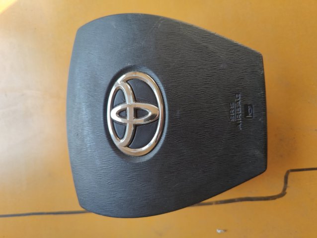 Подушка AIRBAG передня ліва 4513047100C0 TOYOTA