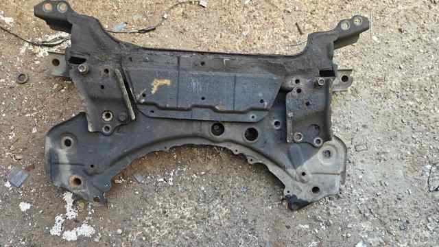 Підрамник передньої підвіски 5120142071 TOYOTA
