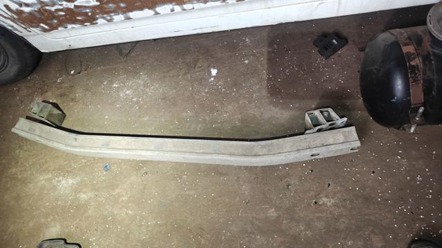 Підсилювач бампера заднього 5217142020 TOYOTA