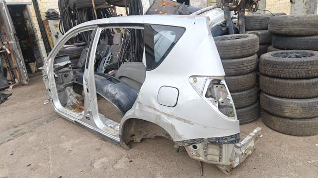 Дверцята бензобака 7735042080 TOYOTA