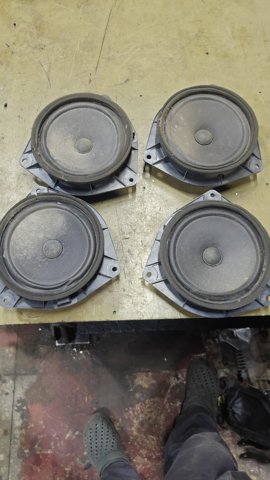 Динамік передньої двері 861602B580 TOYOTA