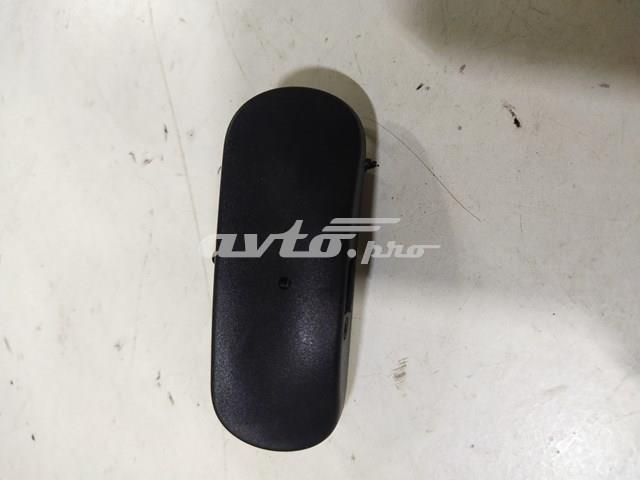Форсунка омивача скла лобового, ліва 8W0955987A VAG