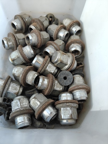 Гайка колісна Лексус RX 330/350
