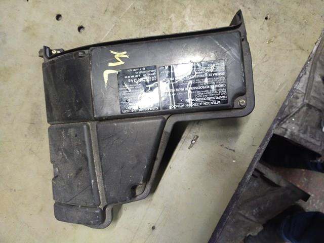 Кришка блока запобіжників A1635400382 MERCEDES