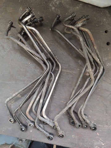 Подача масляна труба A6111800720 MERCEDES