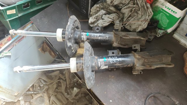 Амортизатори передні A6393206013 MERCEDES