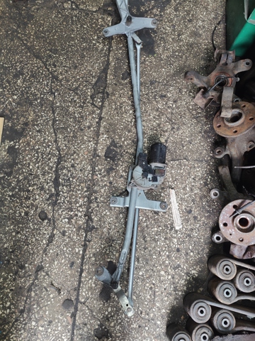 Трапеція щіток лобового скла A6398200140 MERCEDES