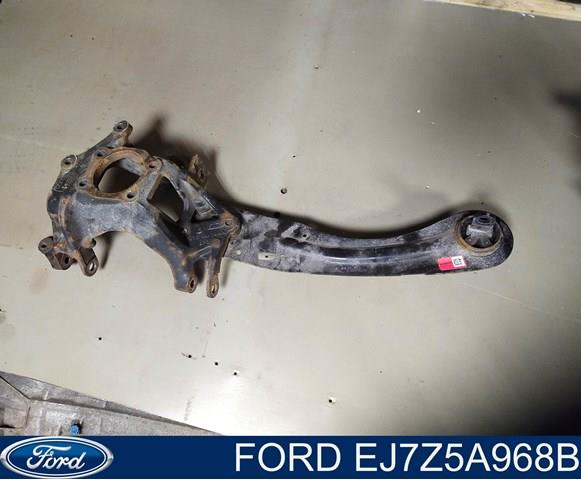 Кулак поворотний правий EJ7Z5A968B FORD