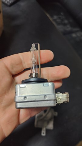 Лампочка ксеноновая N10721805 VAG